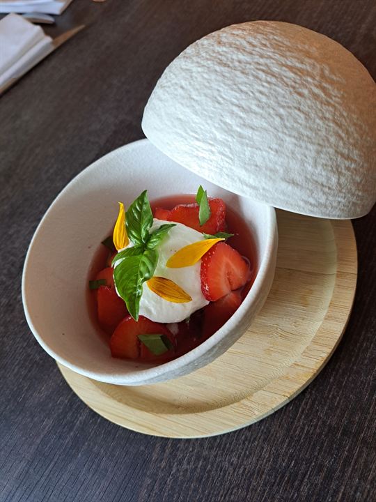 Fraises et chantilly, dessert maison, Le Grain de Folie